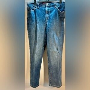 GLORIA VANDERBILT AMANDA DENIM JEANS SIZE 8
